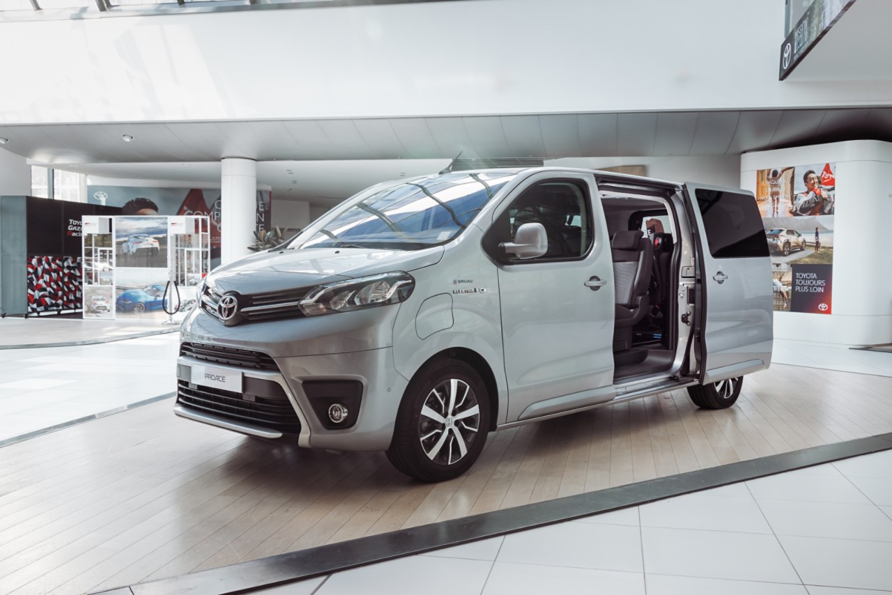 Toyota-PROACE-0001