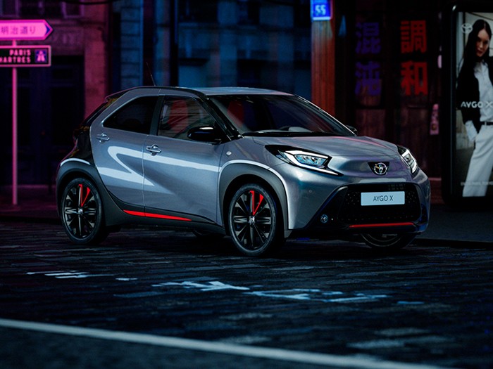 Toyota visuel secondaire