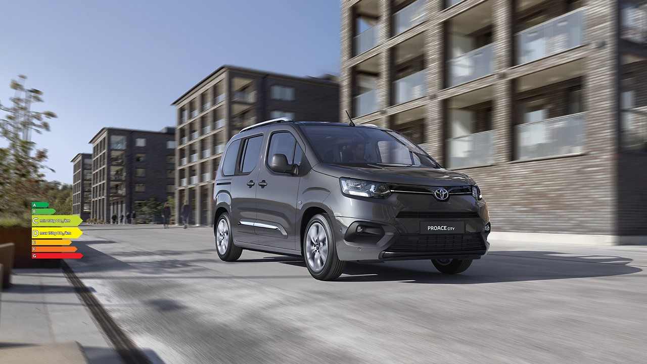 header-car-chapter-nutriscore-proace-city-verso