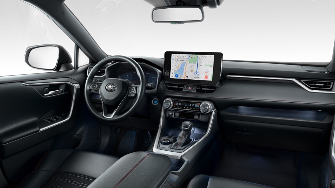 RAV 4 Hybride Rechargeable intérieur spacieux