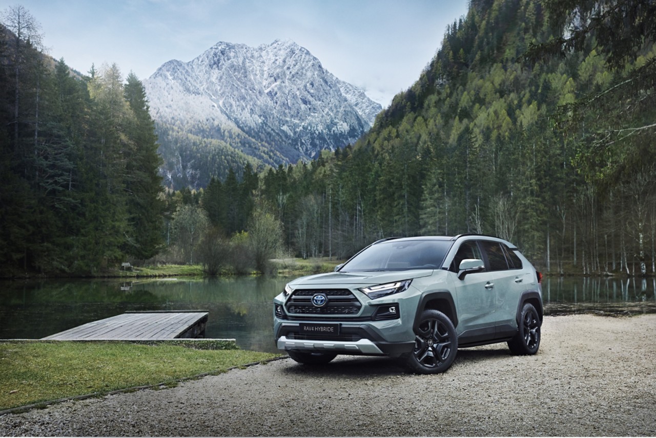 RAV4