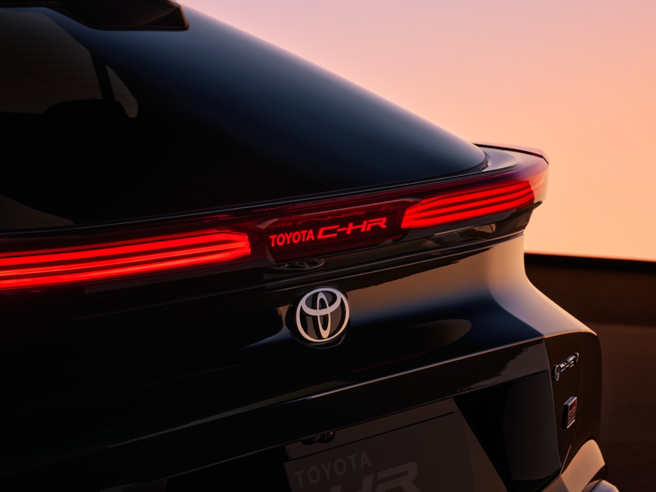 Nouveau Toyota C-HR arrière